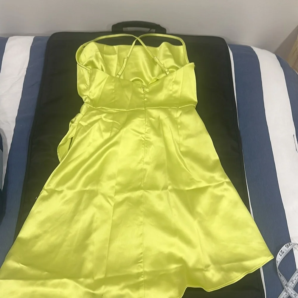 NWT forever 21 Honeydew Dress - Picture 9 of 11